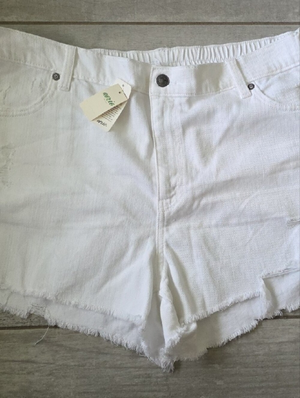 aerie - Daydream Shorts - White Frayed Hem High-Rise Jean Shorts